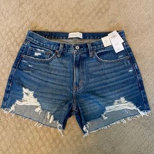 Boyfriend denim shorts